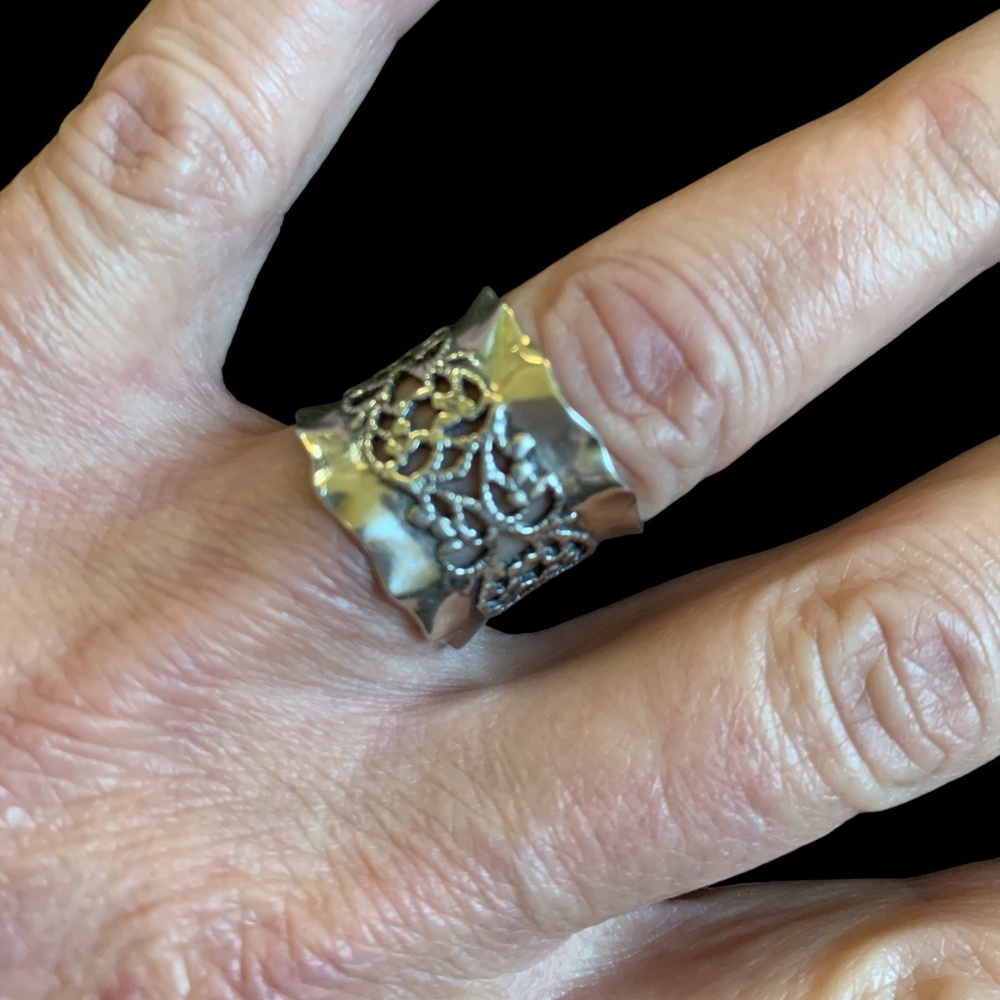 Lucky Brand Silver Filigree Wide Band Ring